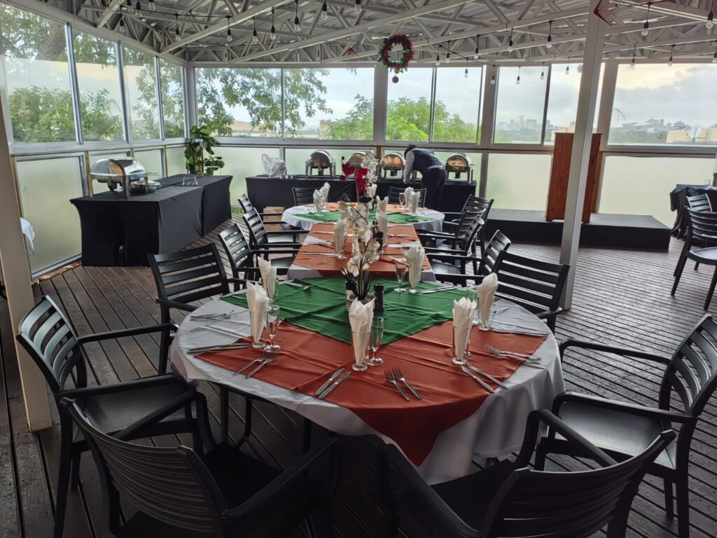 RIverside Grill Deck Durban North